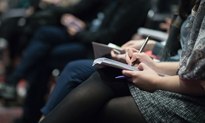 scholarship-to-the-genius-journalists-for-research-&-education